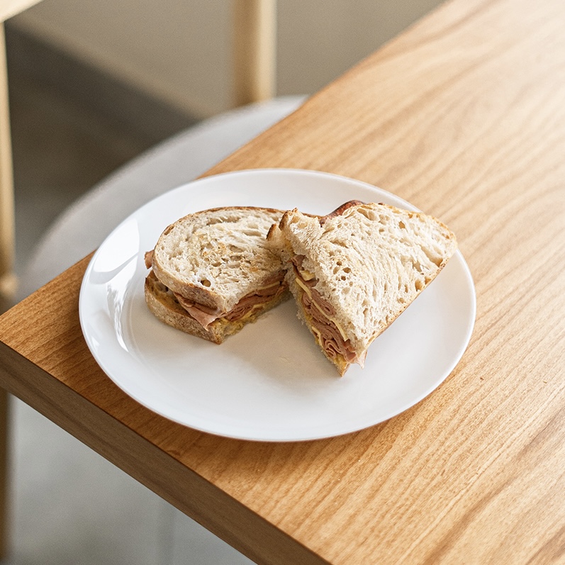 ساندویچ مارتادلا