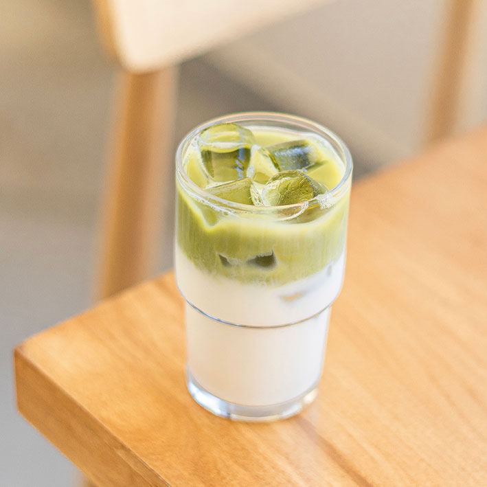 ماچا شیر نارگیل